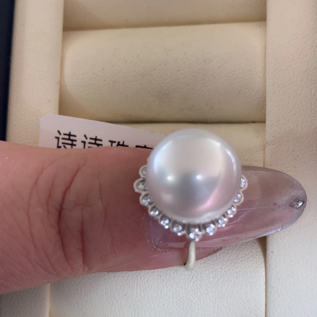 18K金镶嵌戒指海水珍珠