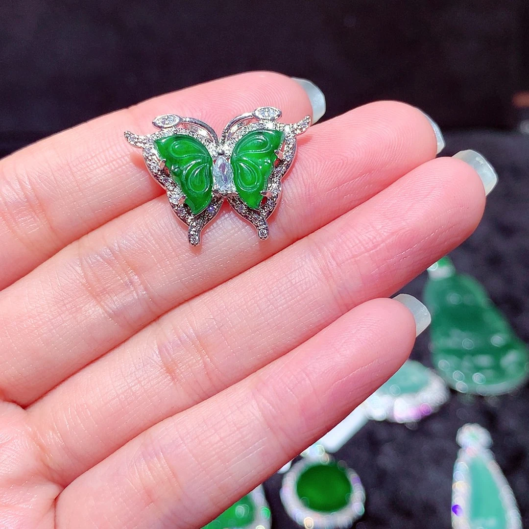 【闪购商品】翡翠吊坠(不含链)未镶嵌