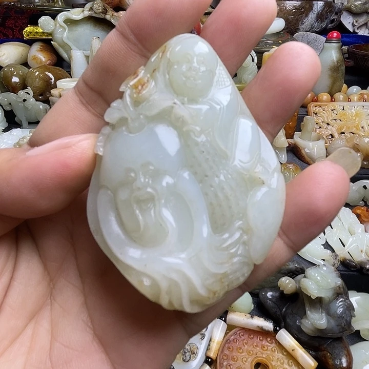 颈饰未镶嵌和田玉