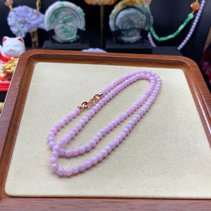 翡翠颈饰未镶嵌翡翠项链