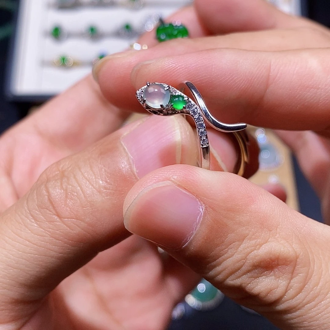 银S925镶嵌戒指翡翠戒指