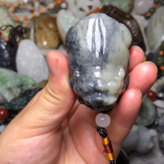 未镶嵌和田玉把件