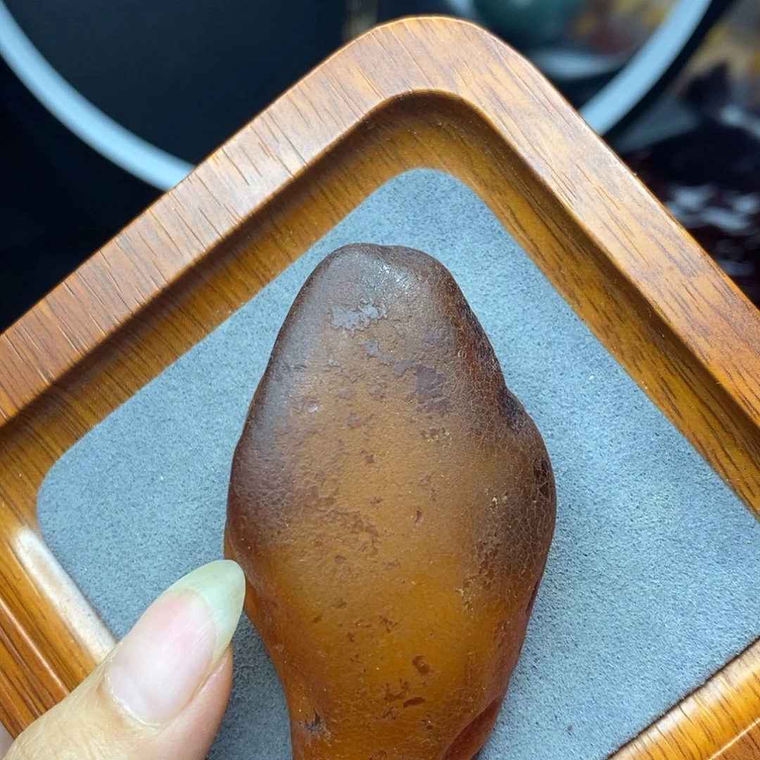 定制琥珀未镶嵌梨