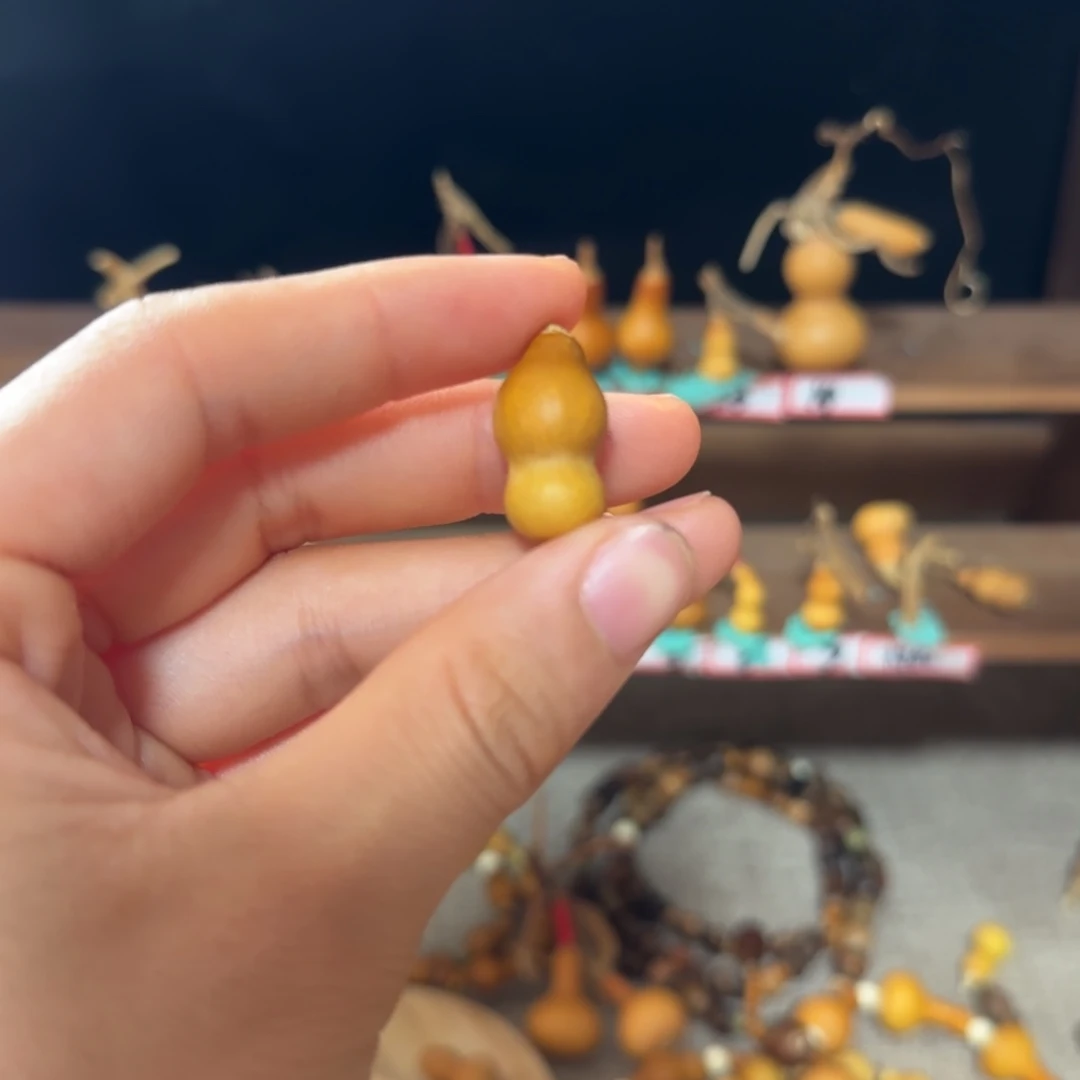 每***秦打孔不退不换！秒拍秒退拉黑！