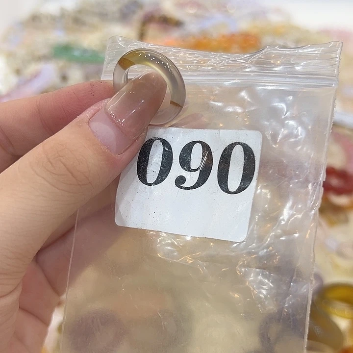 合金戒指玛瑙/玉髓90港9