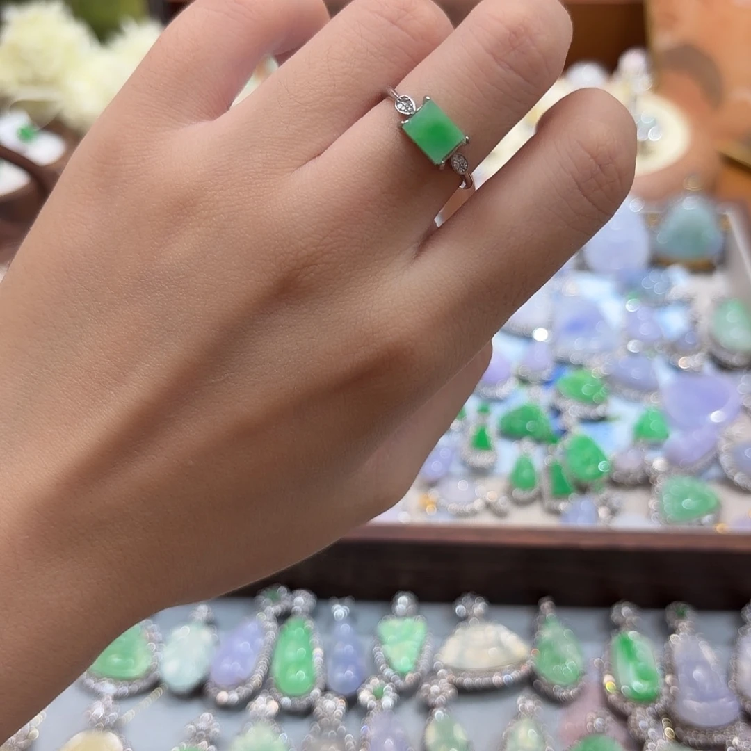 翡翠银S925镶嵌戒指有纹