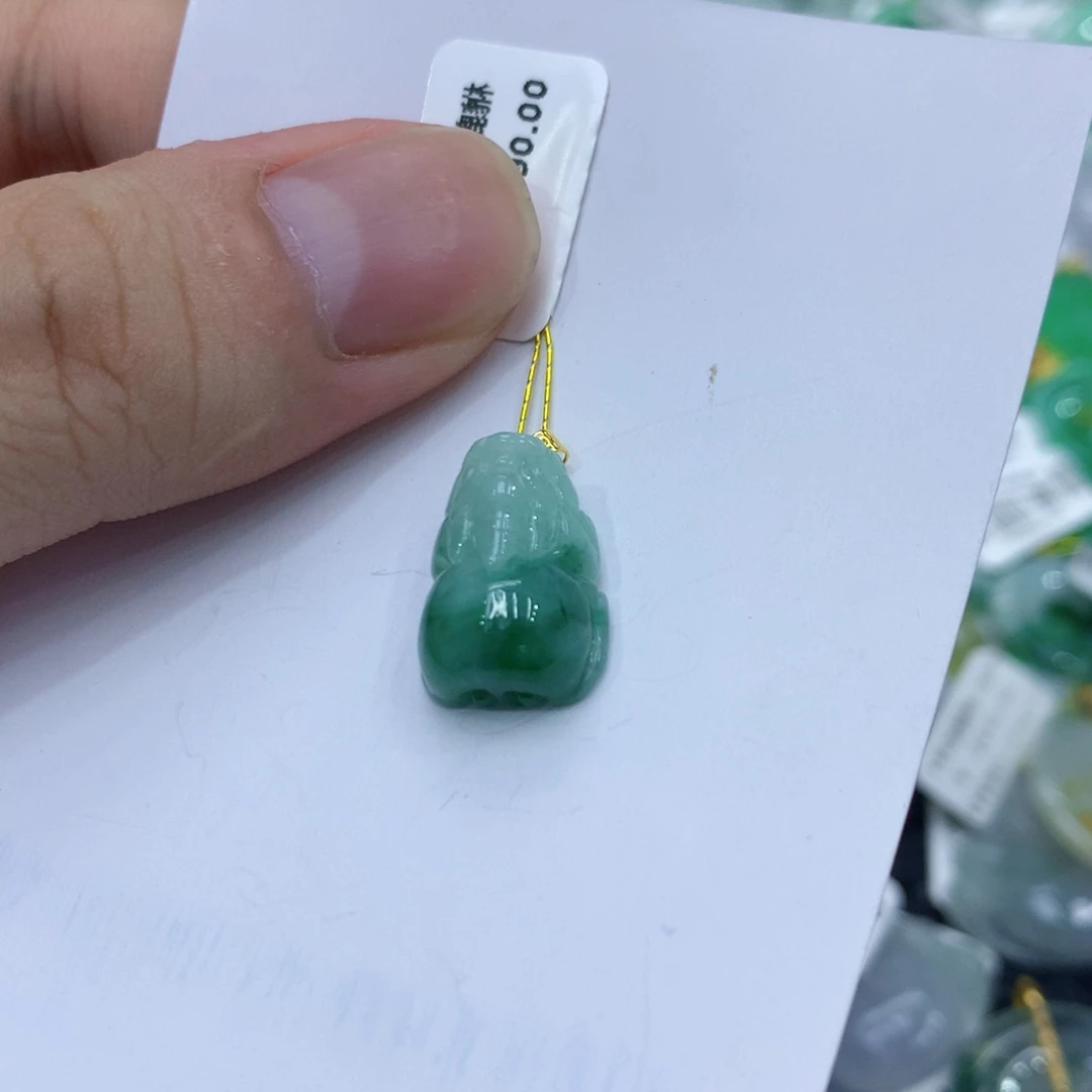 颈饰18K金镶嵌翡翠翡翠