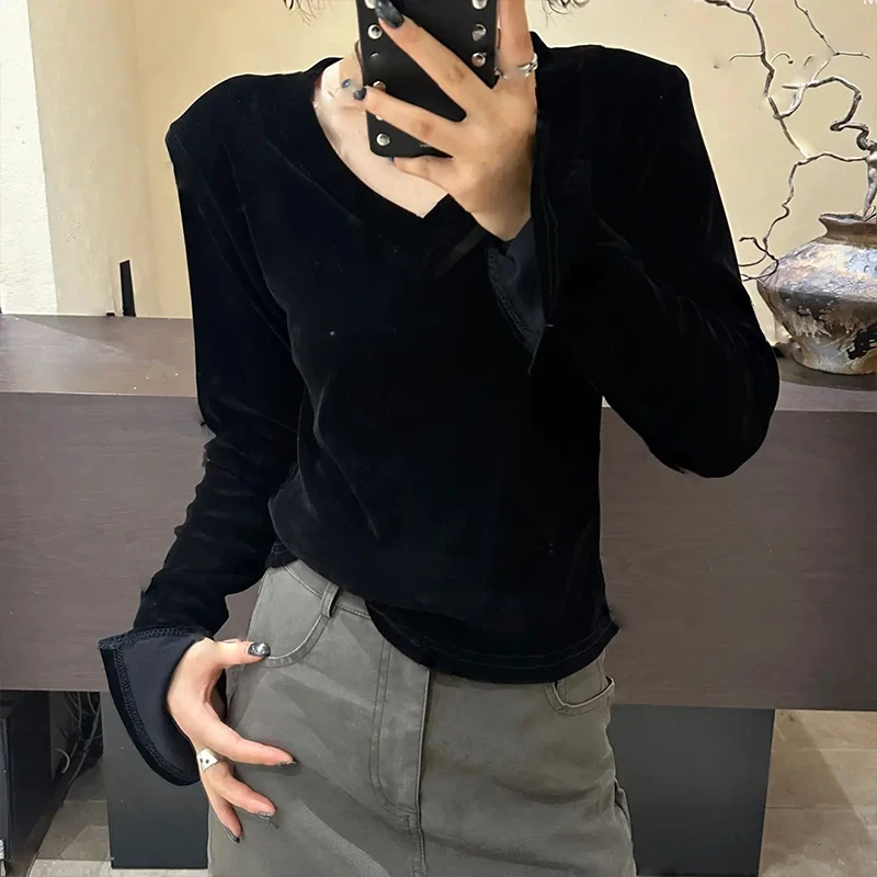 2025年秋季新款时尚百搭纯欲风衣服女韩系修身显瘦V领长袖T恤洋气