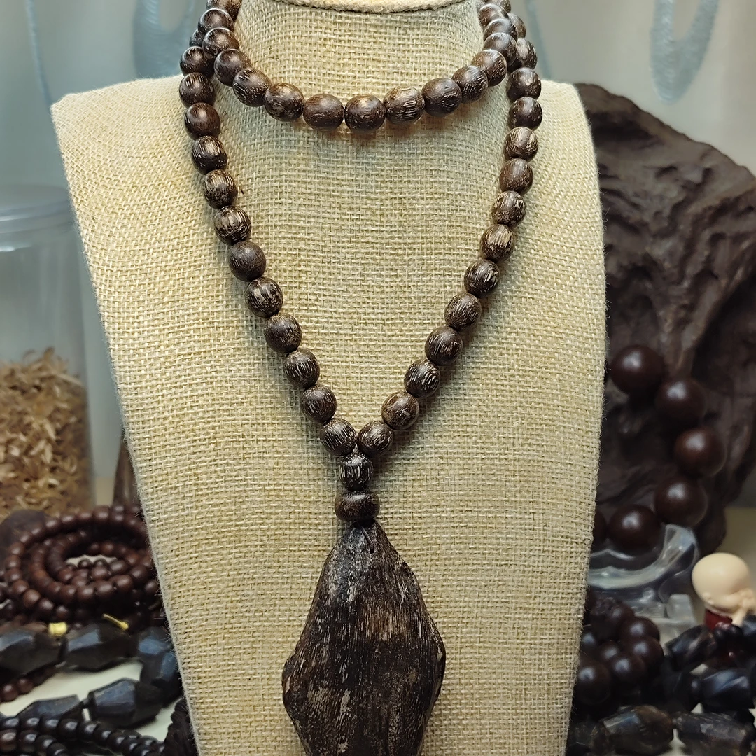 Y08海南天然随形，手串味道醇厚浓香