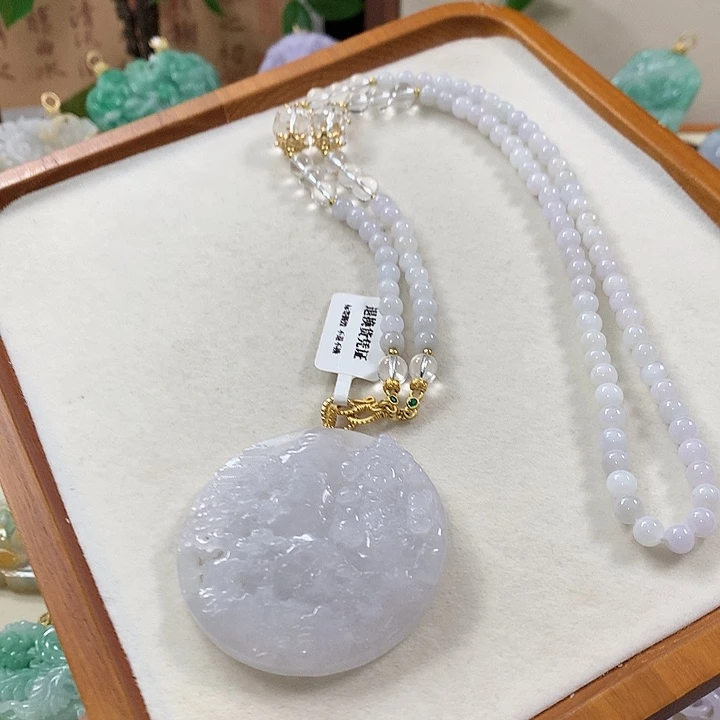 翡翠未镶嵌颈饰翡翠吊坠