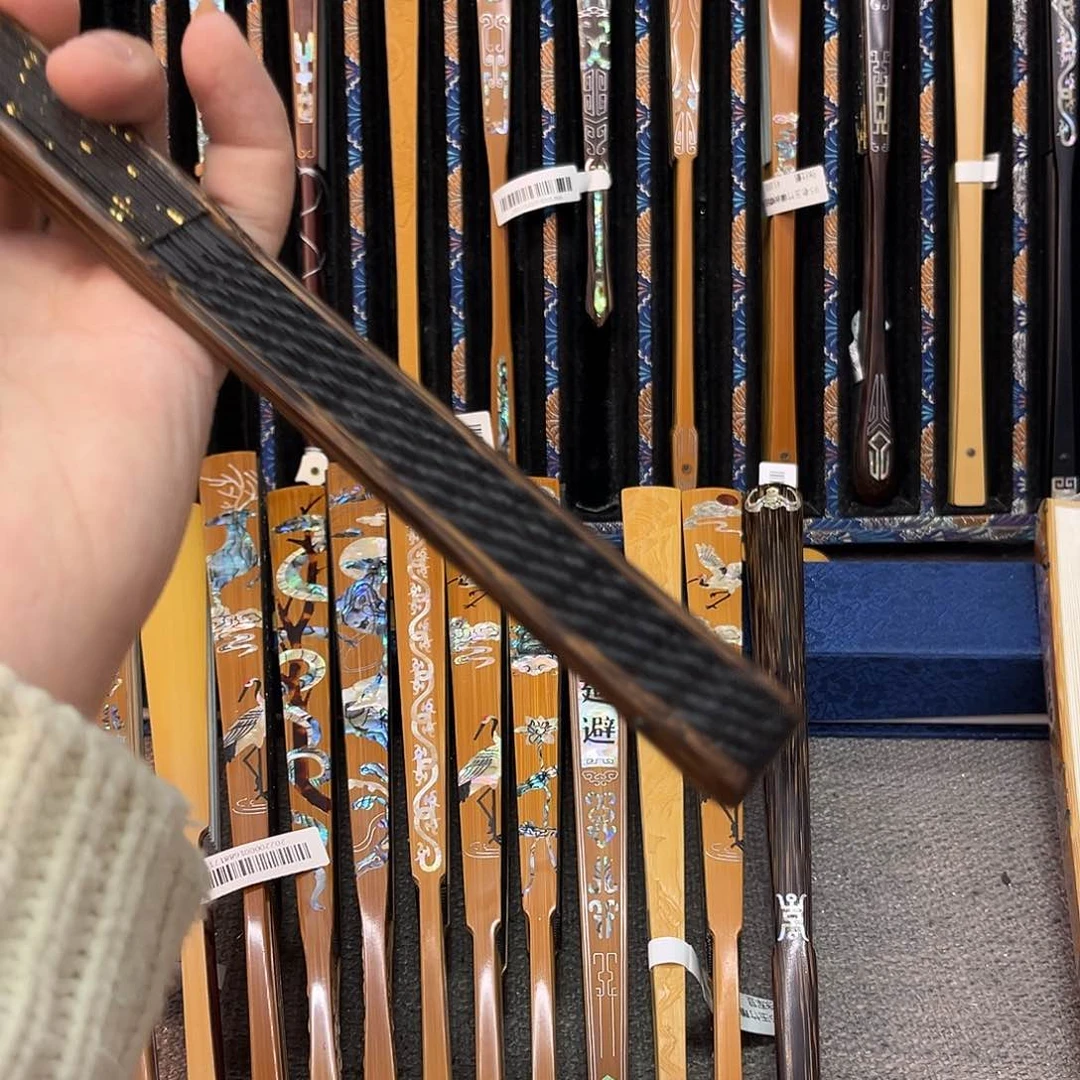 扇子小*?纯手工制作