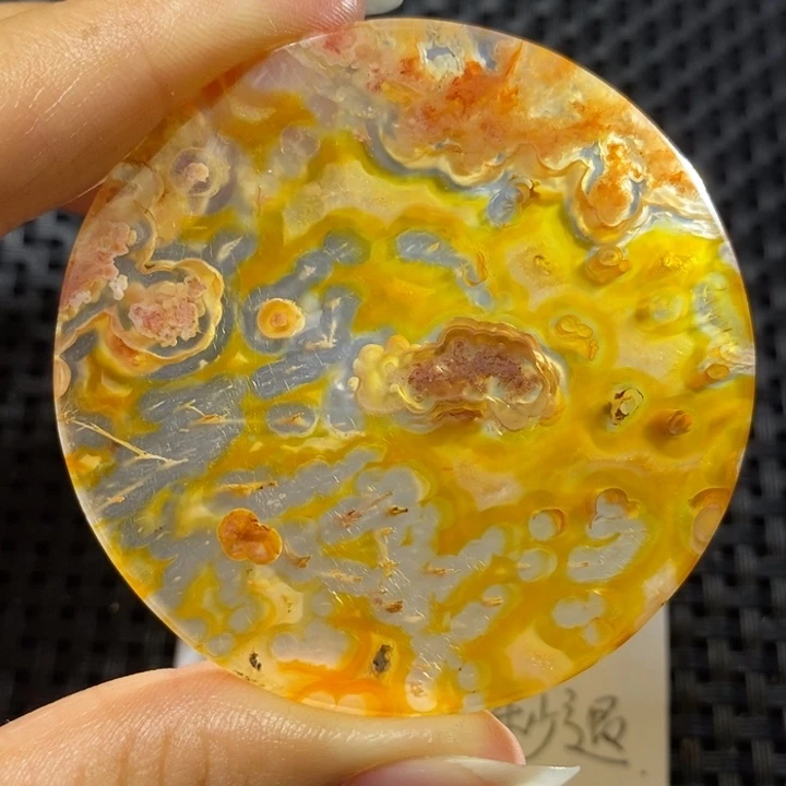 未镶嵌颈饰玛瑙/玉髓战*