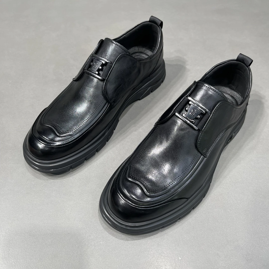 2025秋季新款新款男士皮鞋商务正装绅士鞋英伦休闲皮鞋新郎结婚鞋