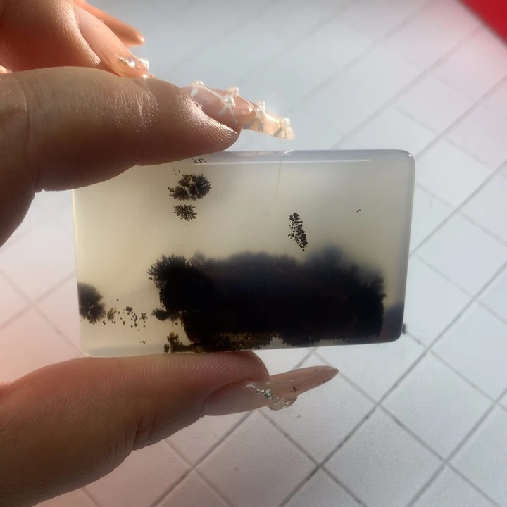 用***3玛瑙/玉髓未镶嵌颈饰