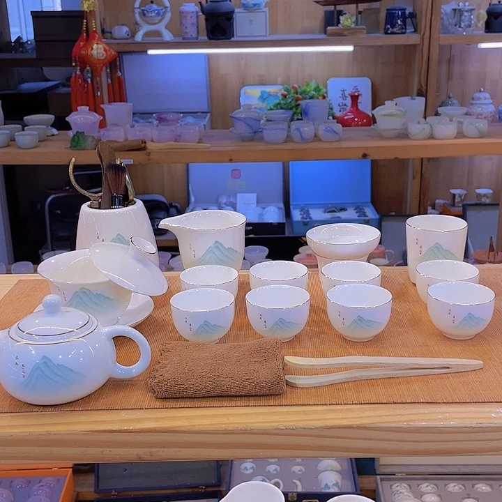 高端的产品和服务是我们的追求