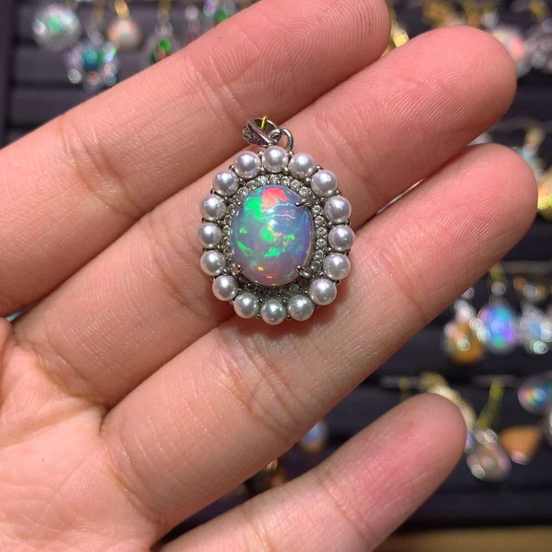 银S925镶嵌欧泊吊坠