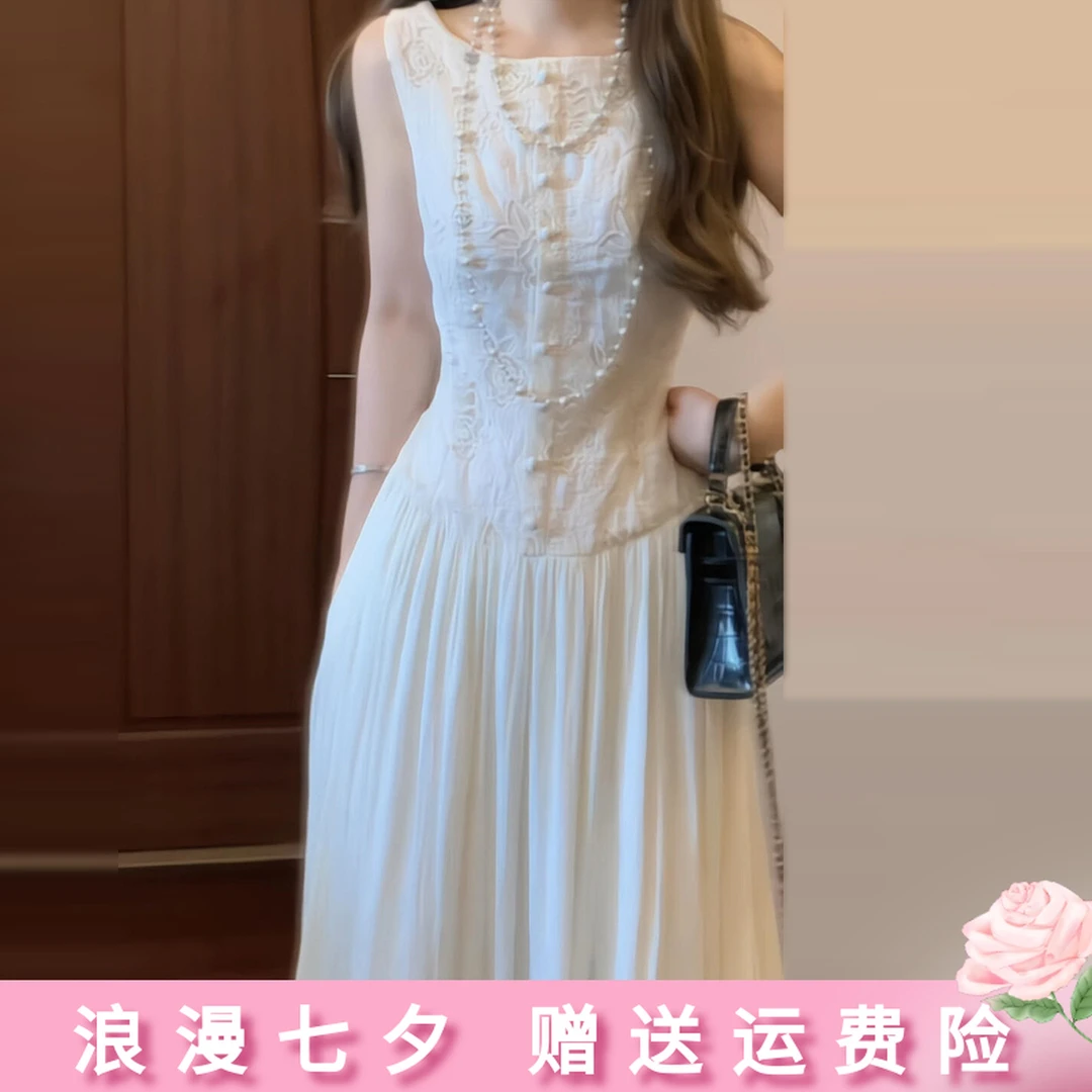 2025新款法式绝色碎花连衣裙子女夏季小个子度假a字长裙4558