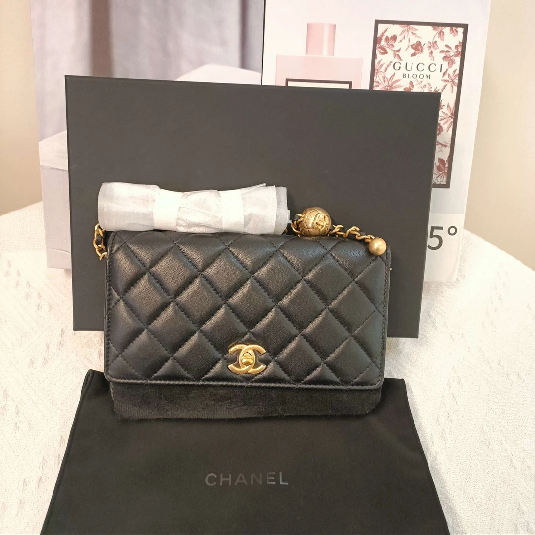 未使用 Chanel/香奈儿 22B金球woc斜挎包