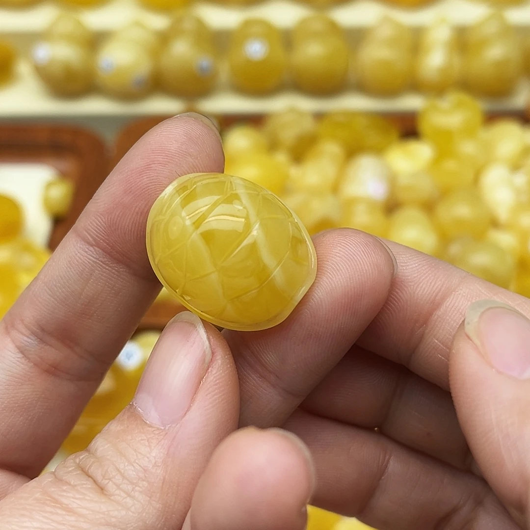 蜜蜡未镶嵌裸石天然