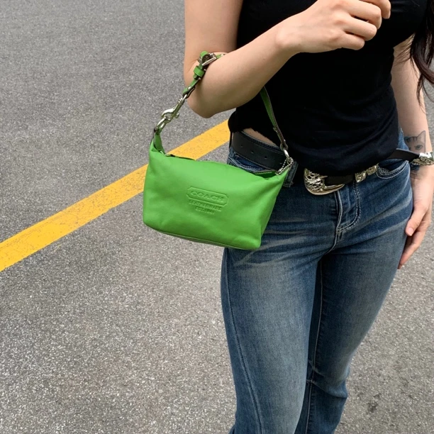 95新 COACH/蔻驰 coach抹茶绿纯牛皮饭盒包单肩斜挎包hd
