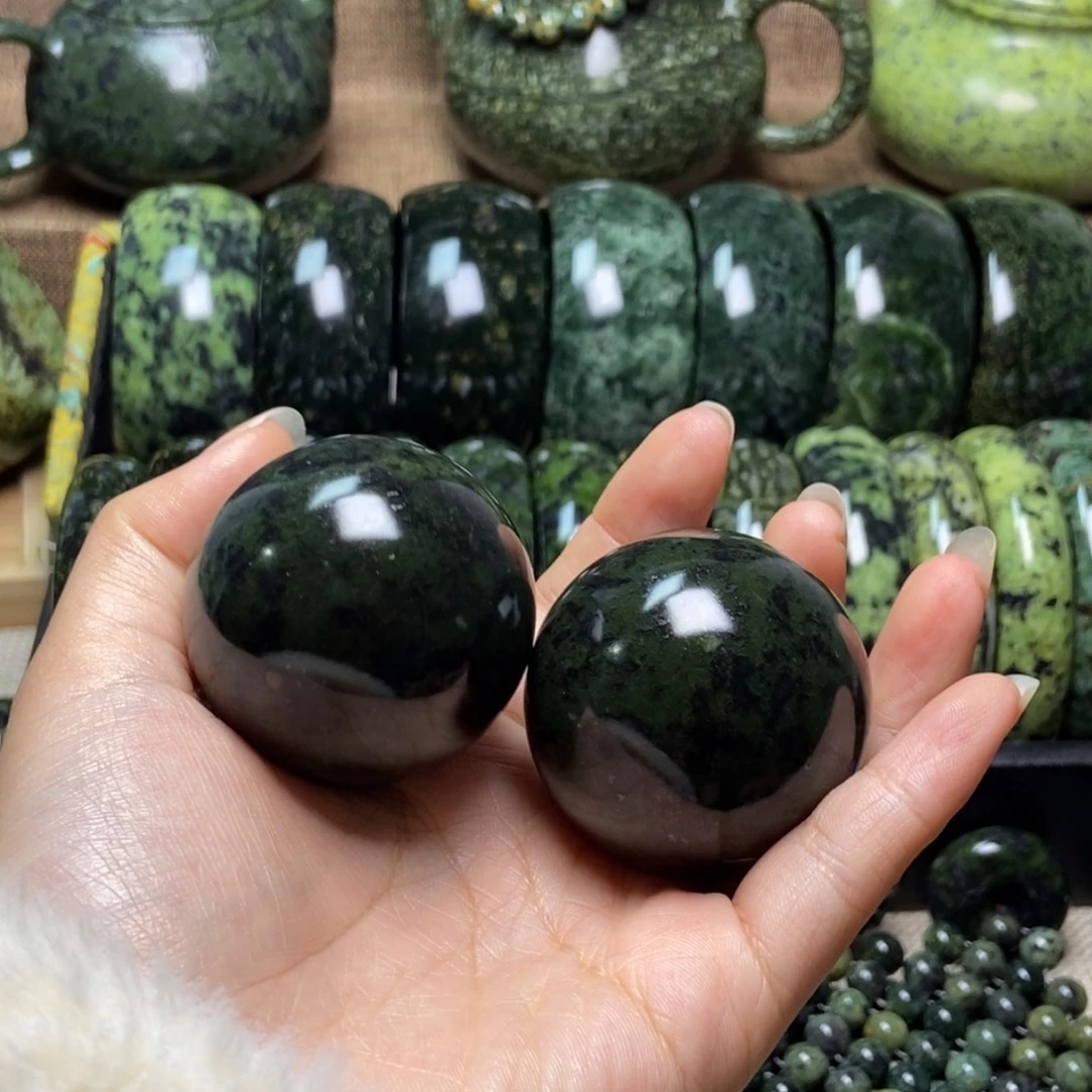 蛇纹石玉未镶嵌药王石手球