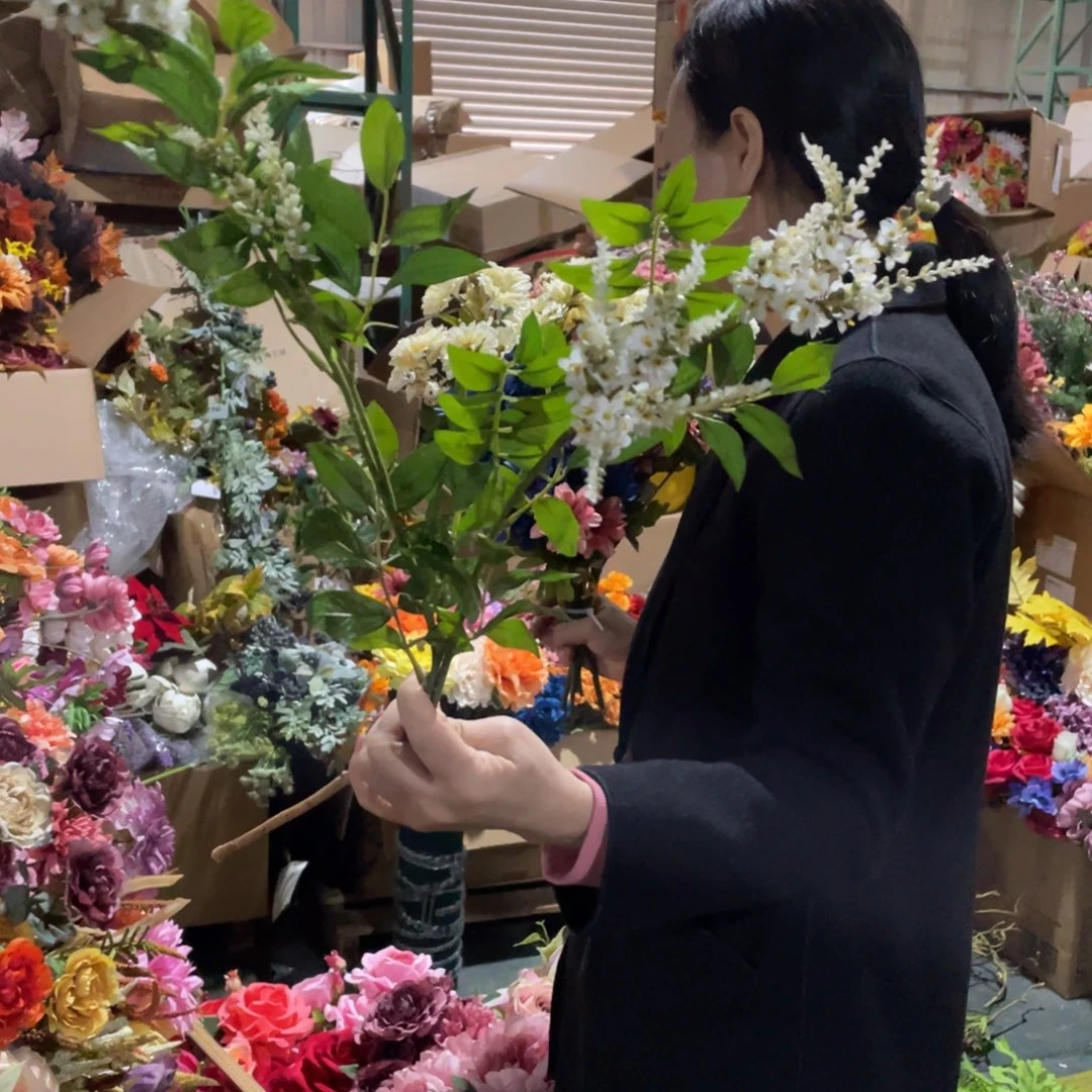 陶瓷花瓶，部分微瑕