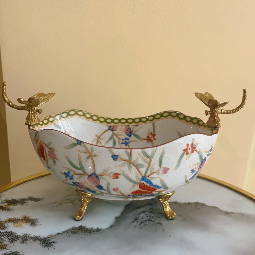 花蝶双蜓四足果盆