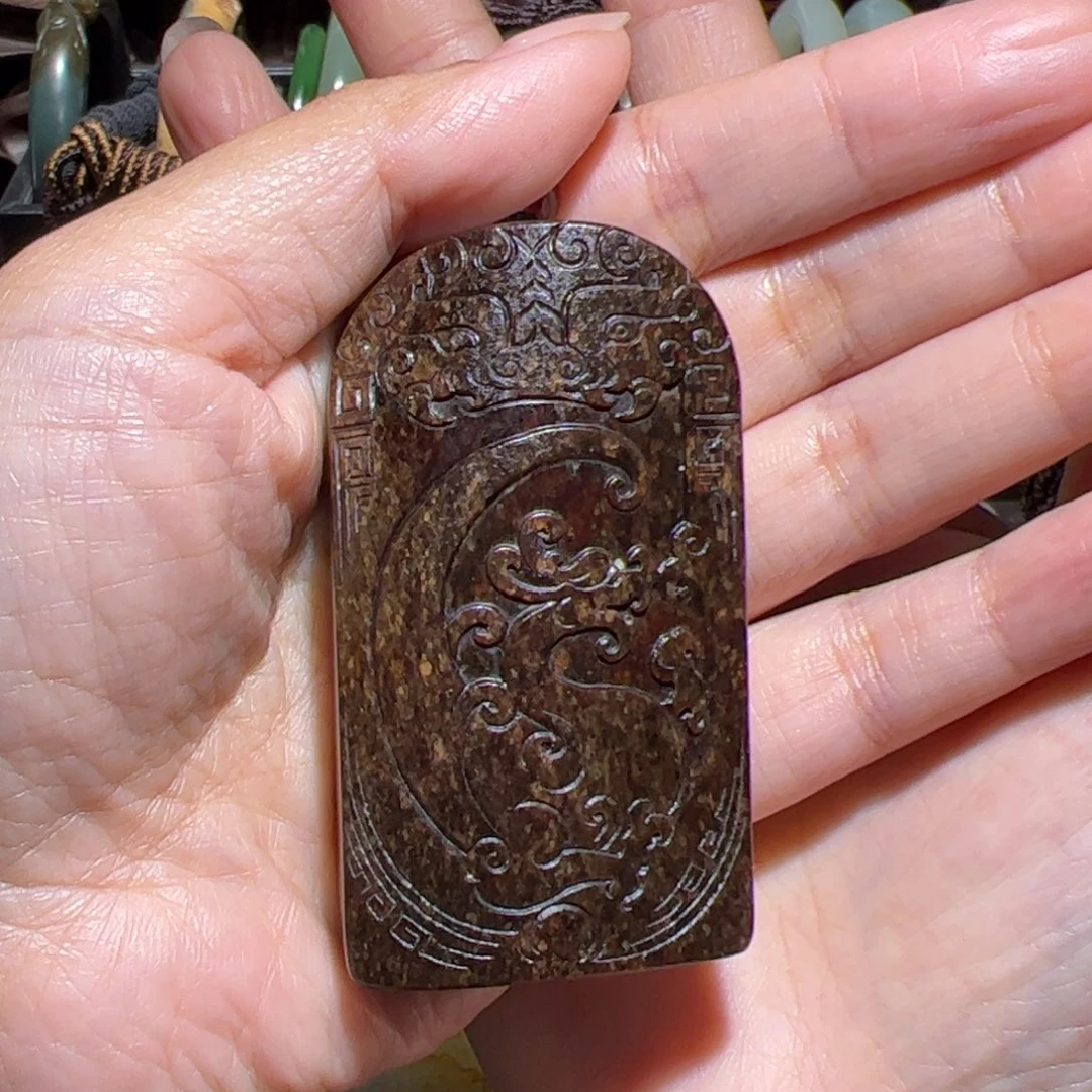 敬***君和田玉未镶嵌颈饰