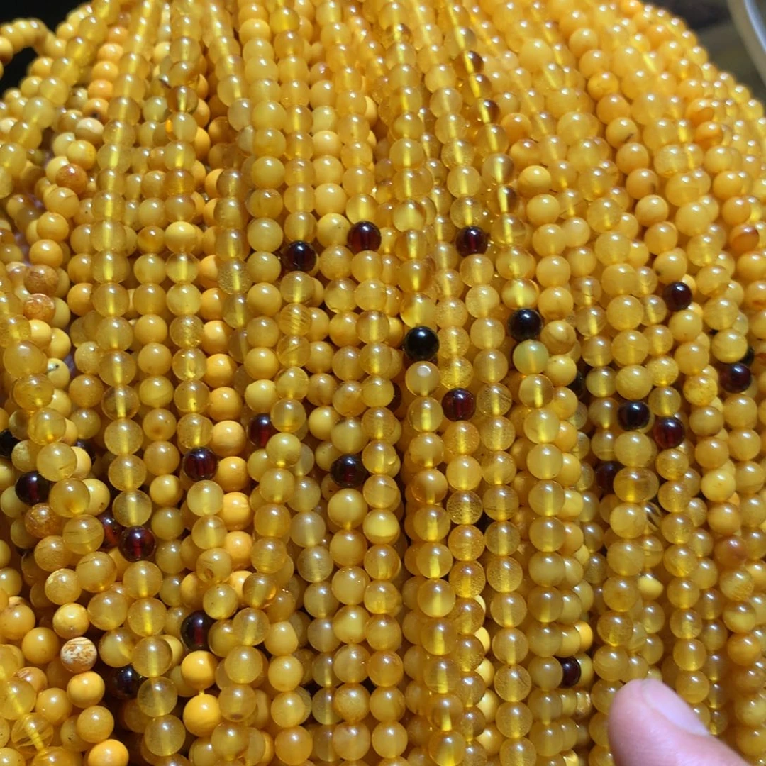 琥珀未镶嵌珠宝奇石多样性发其一