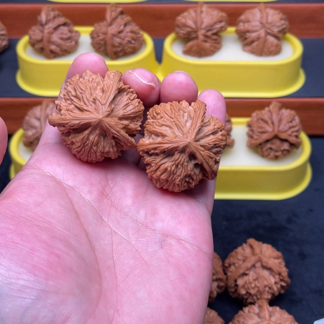 核桃手串/手链玉龙粗筋三棱42