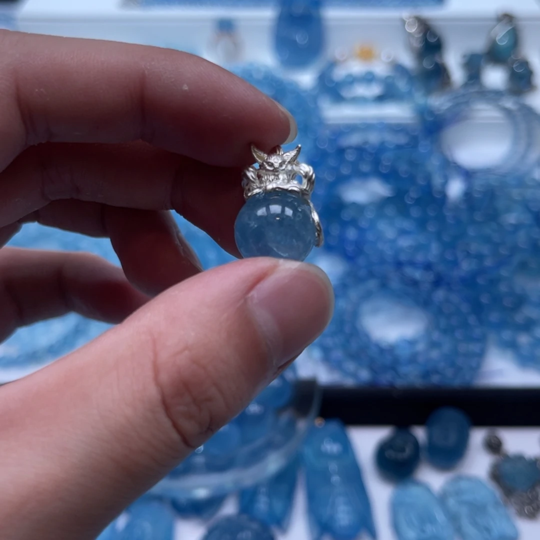 颈饰银S925镶嵌海蓝宝石吊坠