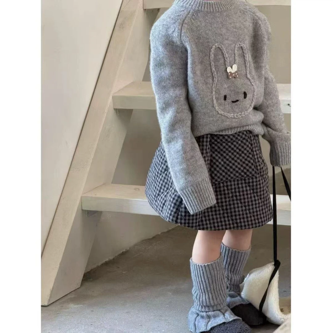 女童2025秋冬款复古套装女宝宝格子夹棉短裙灰色小兔子毛衣套头衫