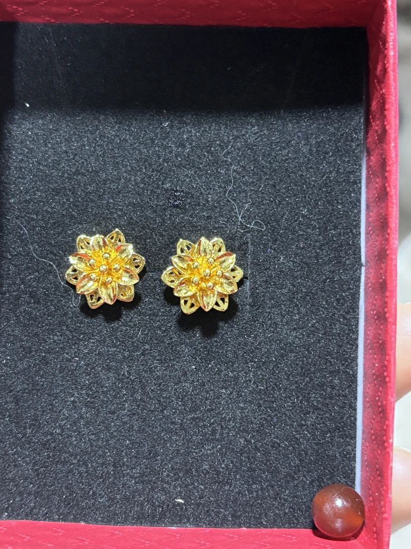 A732阿文专属金色精工花朵耳钉 玛瑙珠 渡金 饰品多样性发货