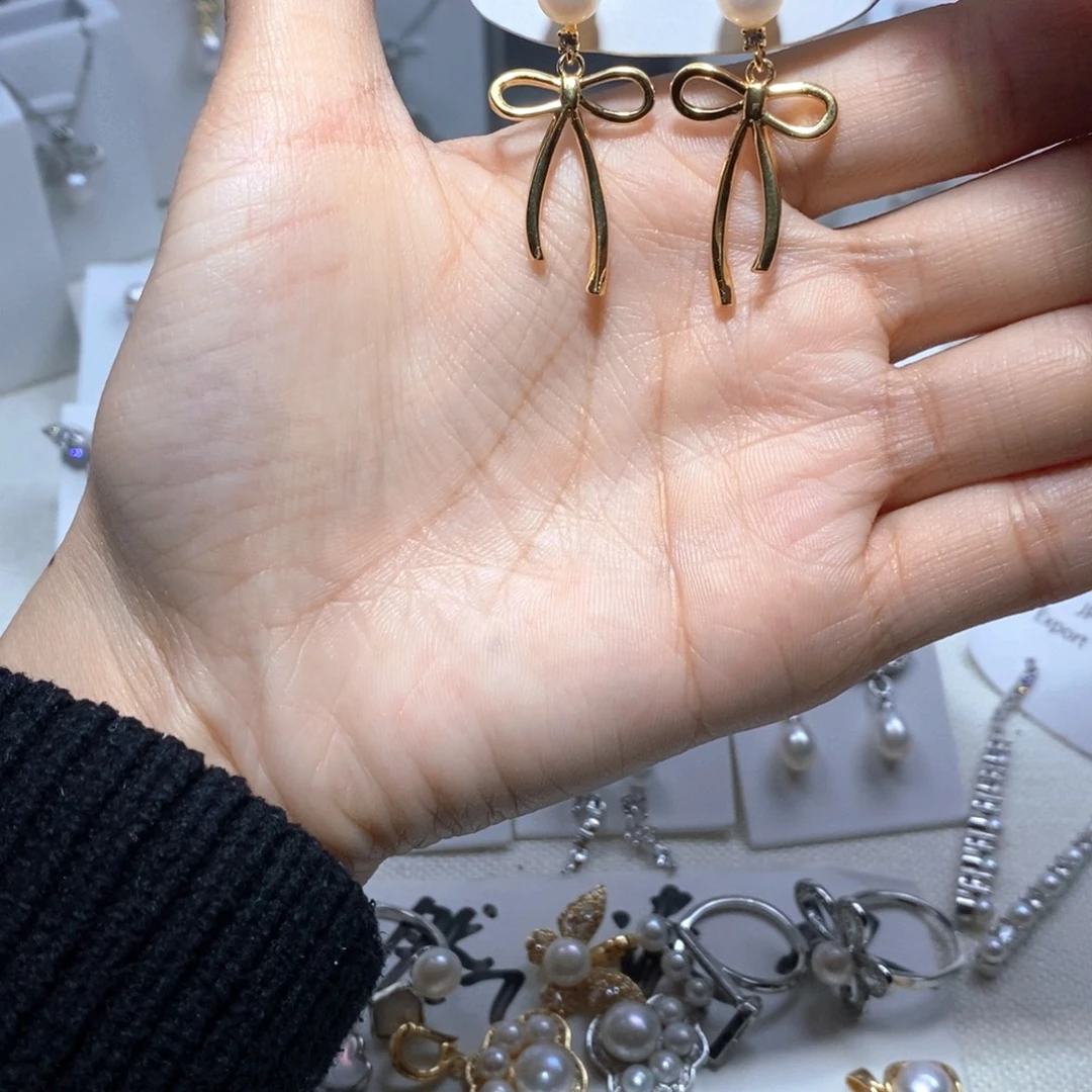 未镶嵌耳饰淡水珍珠