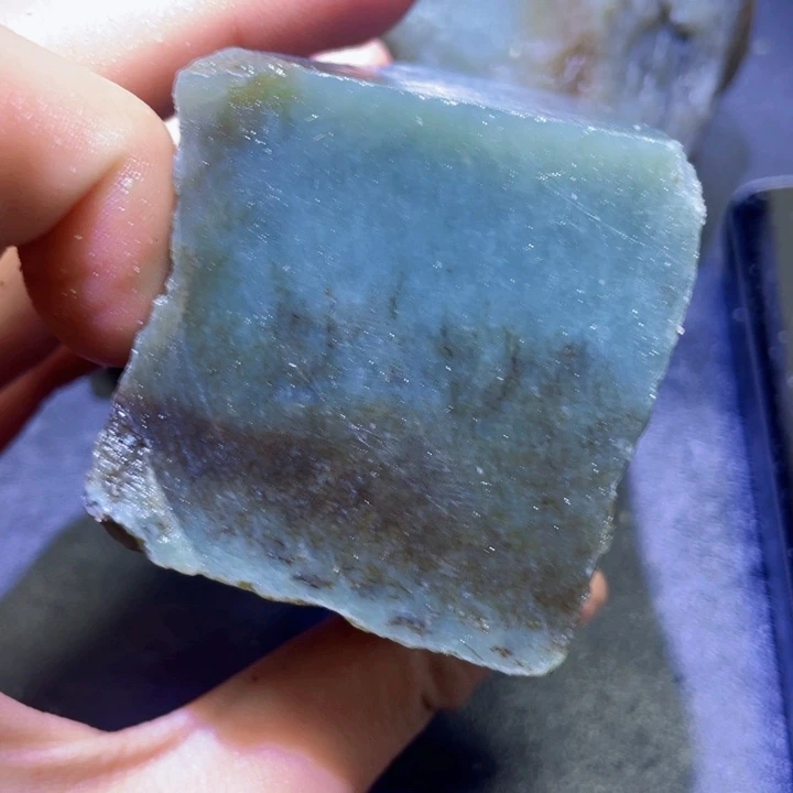 和田玉未镶嵌珠宝半成品