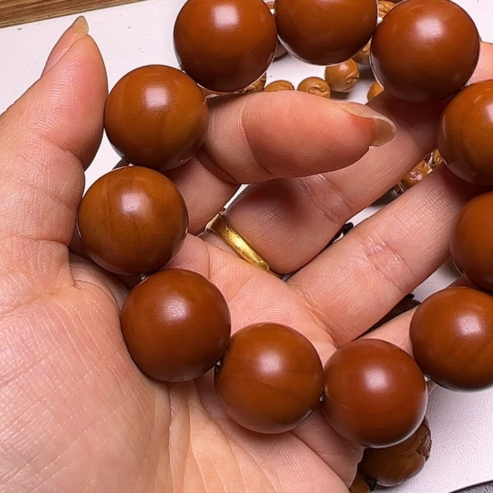 *****橄榄核吊坠橄榄核雕刻