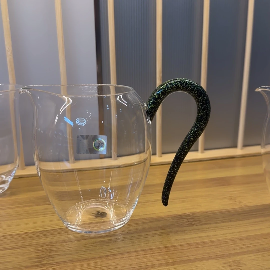 ****羽手工艺品玻璃禾器怡然公道杯红金