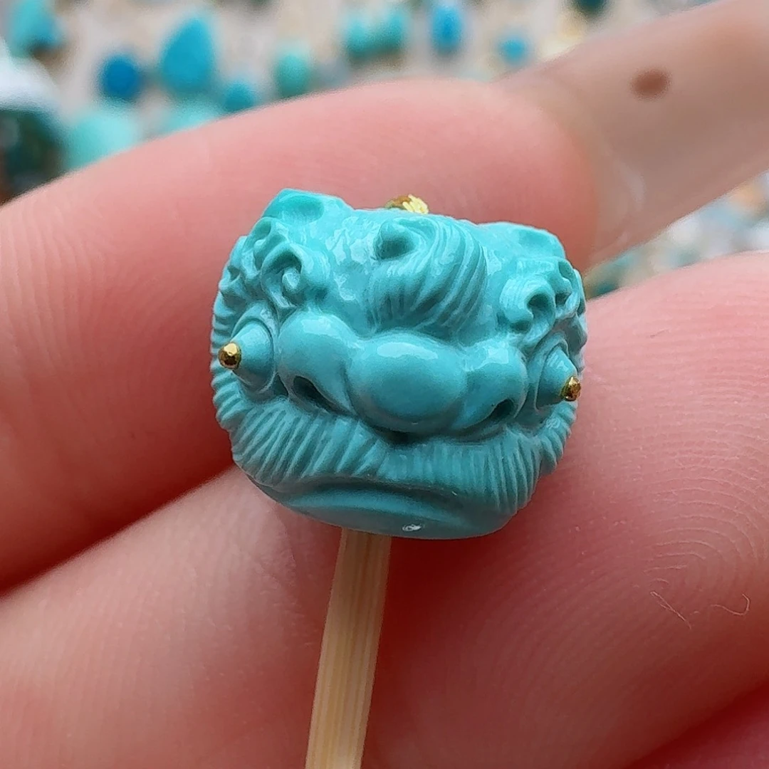 绿松石配饰未镶嵌