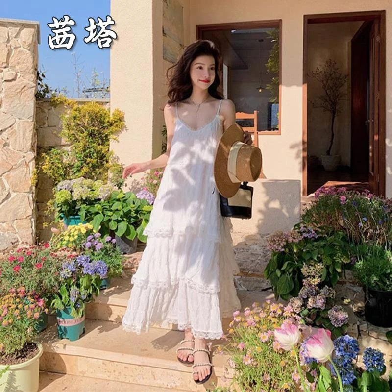 超仙白色蕾丝吊带洋装女夏海边度假风沙滩长裙小个子显瘦蛋糕裙