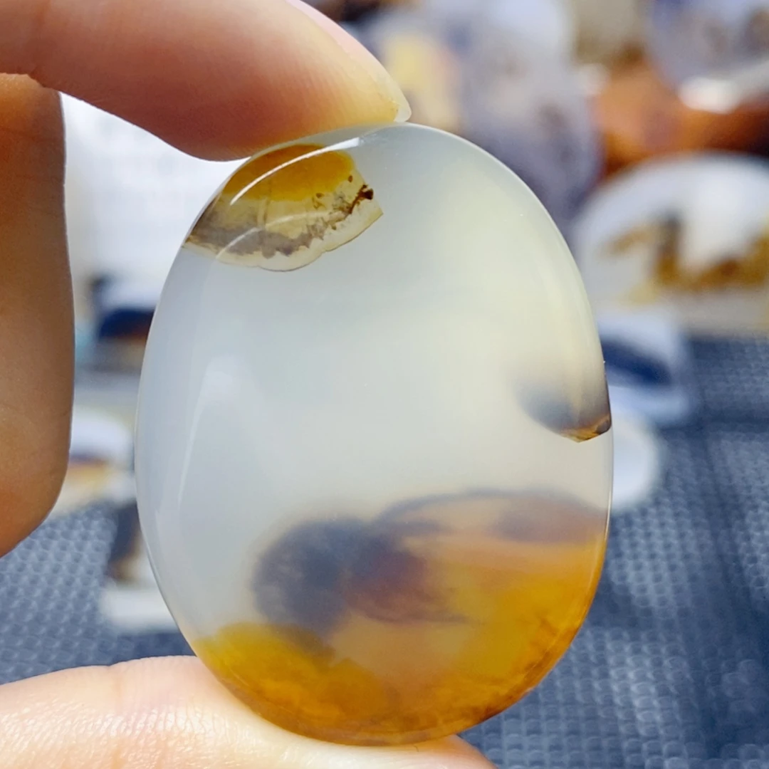玛瑙/玉髓未镶嵌珠宝奇石
