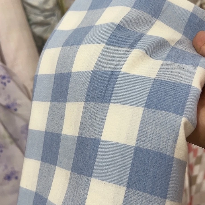 贪***酱无纺布全棉磨毛棋盘格2m蓝色