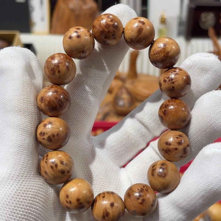 崖柏太行崖柏1.5圆珠榴花礼盒发