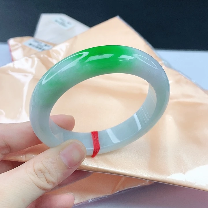未镶嵌手镯翡翠翡翠899
