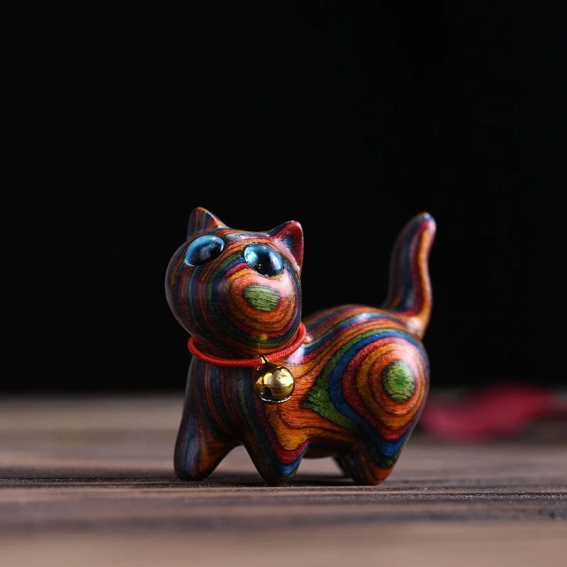 彩虹木雕刻可爱猫手把件彩虹歪头小猫迷你桌面摆件工艺品家居创