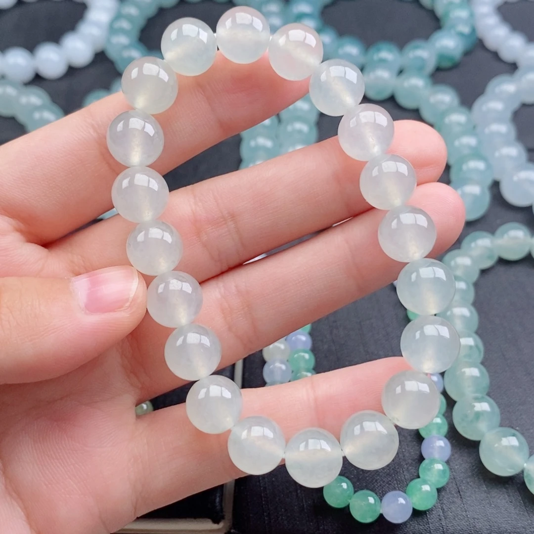 翡翠未镶嵌手串珠宝