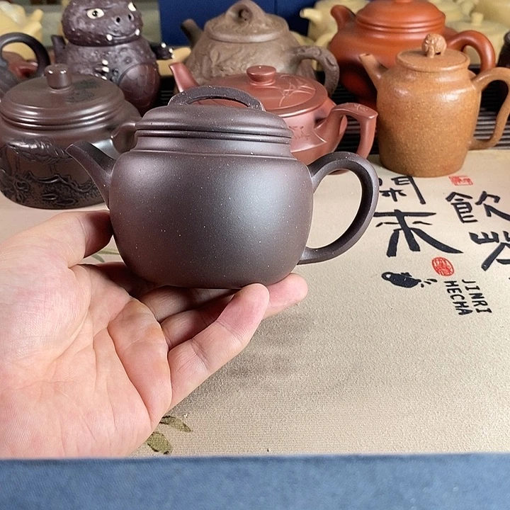 茶壶红泥紫砂的微瑕