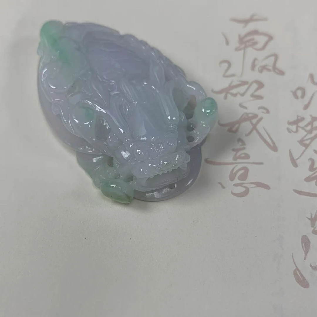 缅甸天然A货翡翠精雕精美大气细糯飘绿招财龙龟吊坠玉坠
