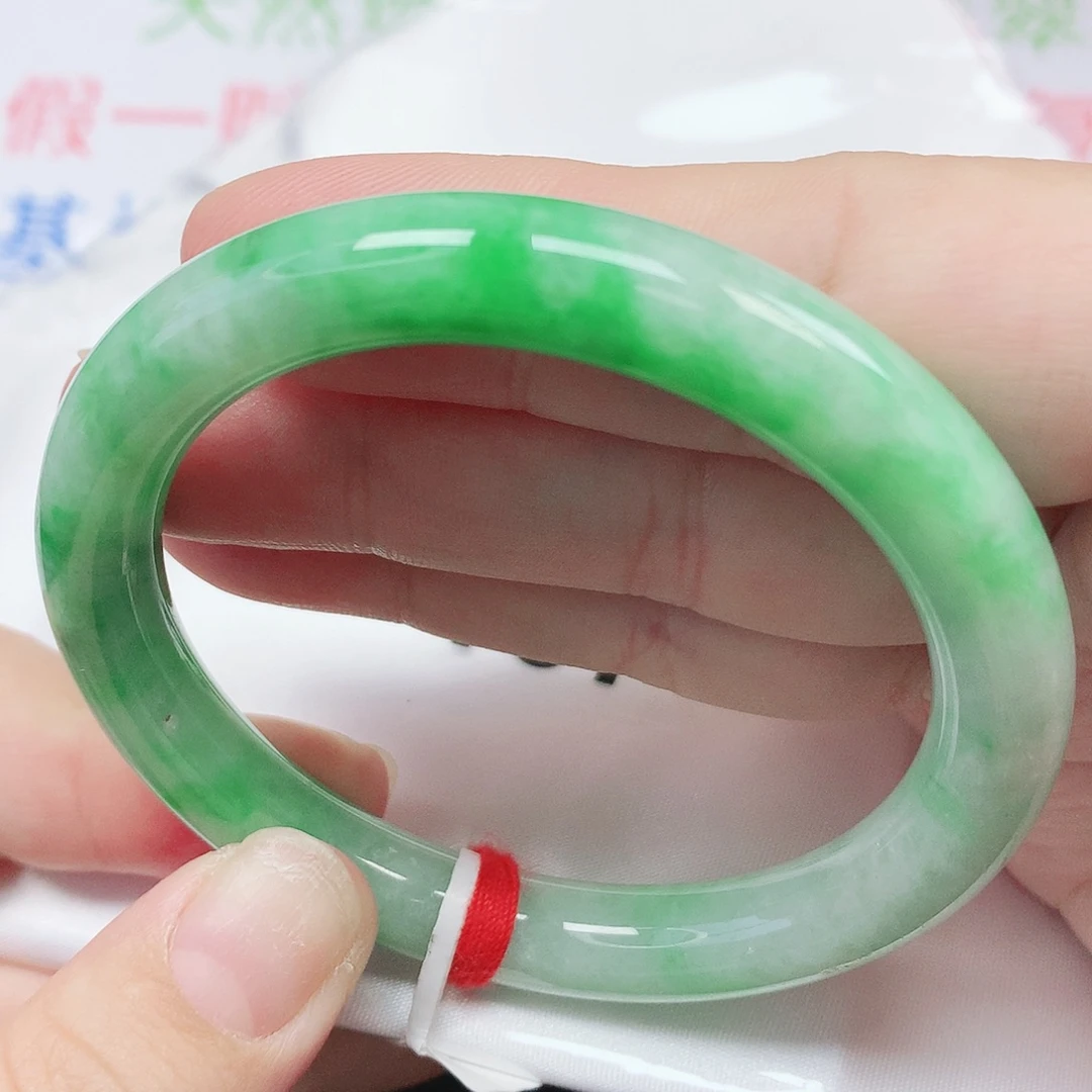 翡翠未镶嵌手镯翡翠167