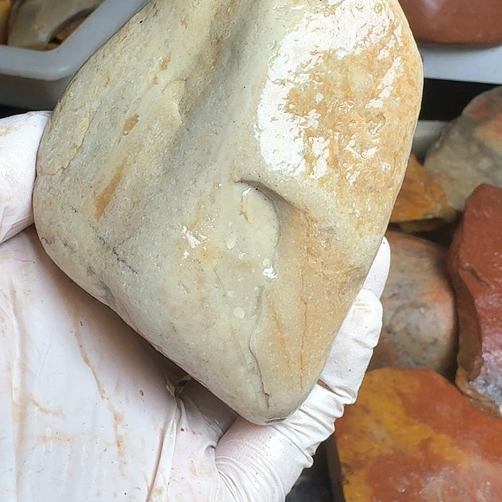 寿山石石****头寿山石的颜色