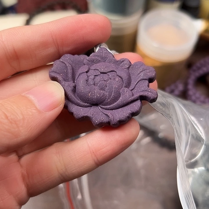 珠串紫气东来牡丹